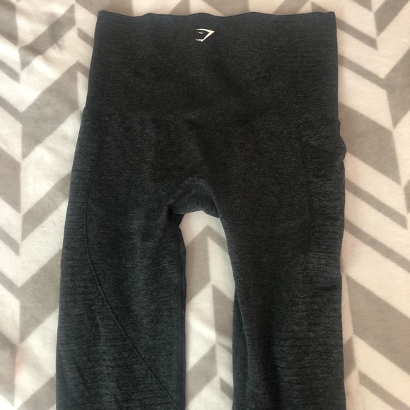 SOLD Gymshark high waisted black seamless leggings - Picture 4 of 6
